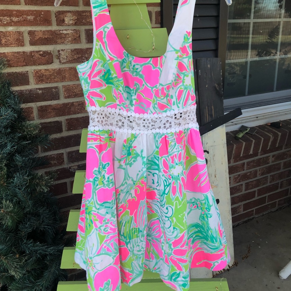 Lilly Pulitzer tropical dress - lace midriff